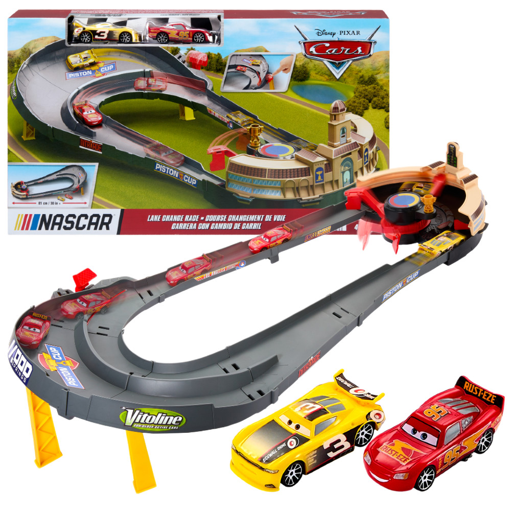Cars Auta Zestaw Wyścigowy Lane Change Race + 2 Autka HXJ33
